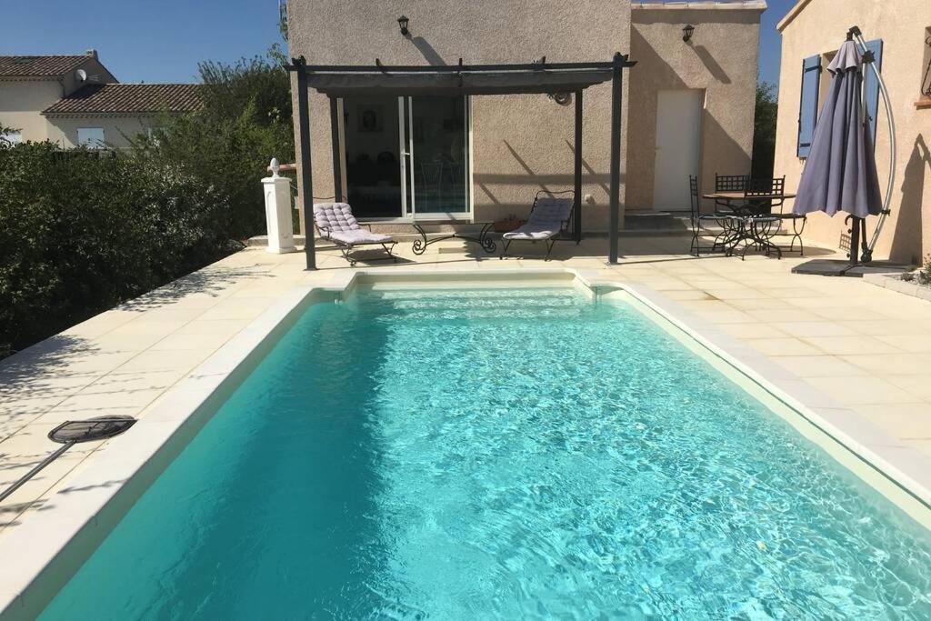 Independant Au Pied Des Dentelles De Montmirail Holiday home *